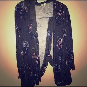 Lightweight Floral Cardigan